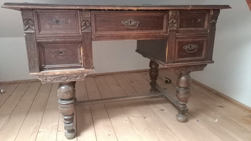 Vand mobila birou antica